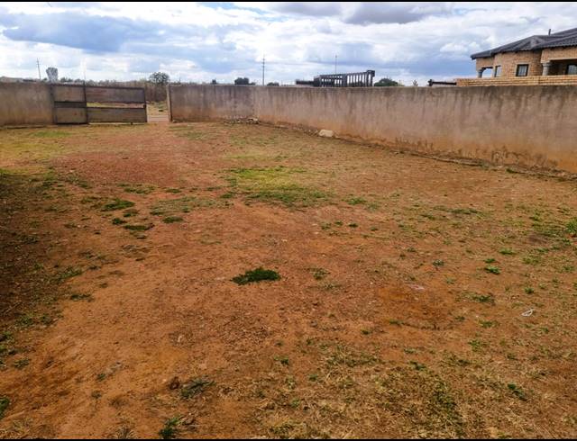 2 BEDROOM HOUSE FOR SALE IN EVATON WEST